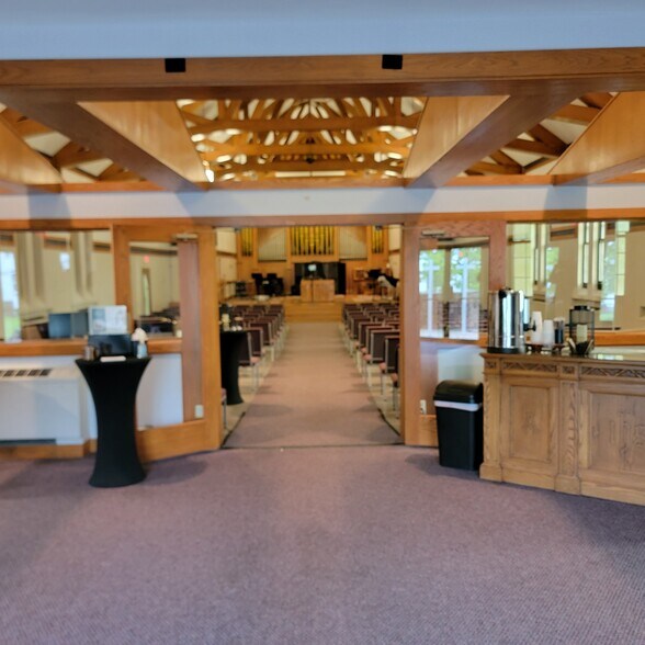 2100 Kentucky Ave, Fort Wayne, IN à vendre - Photo du bâtiment - Image 2 de 42