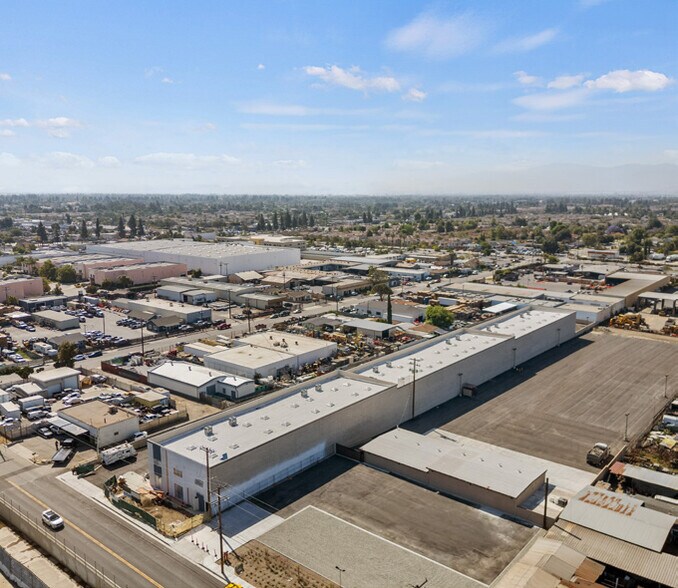 5061 W State St, Montclair, CA à vendre - Photo du bâtiment - Image 3 de 16