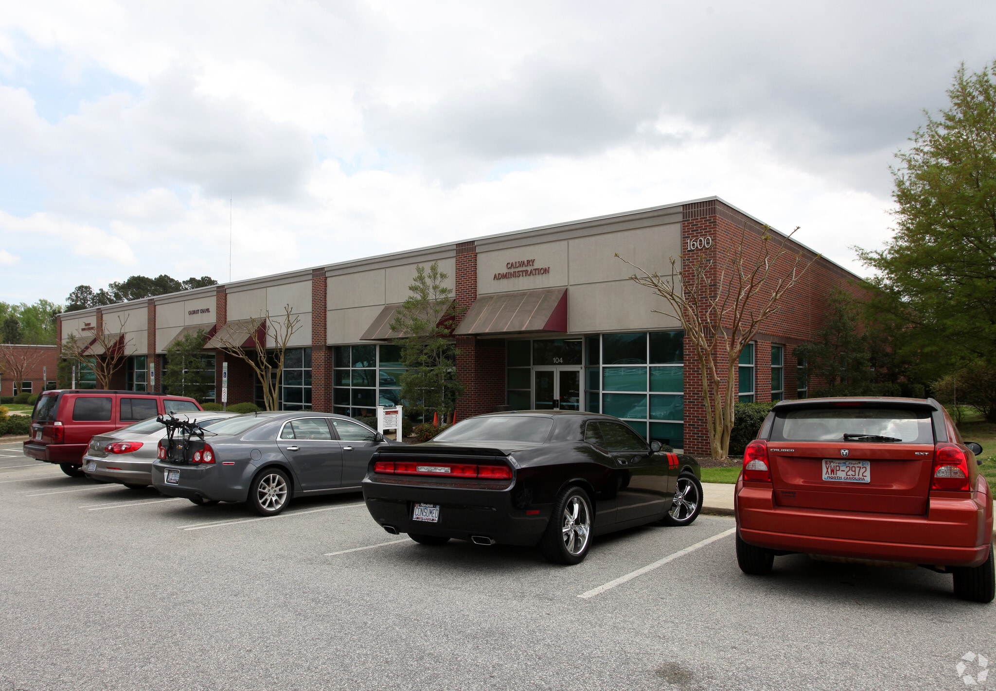 1610 Center St, Apex, NC for sale Primary Photo- Image 1 of 8