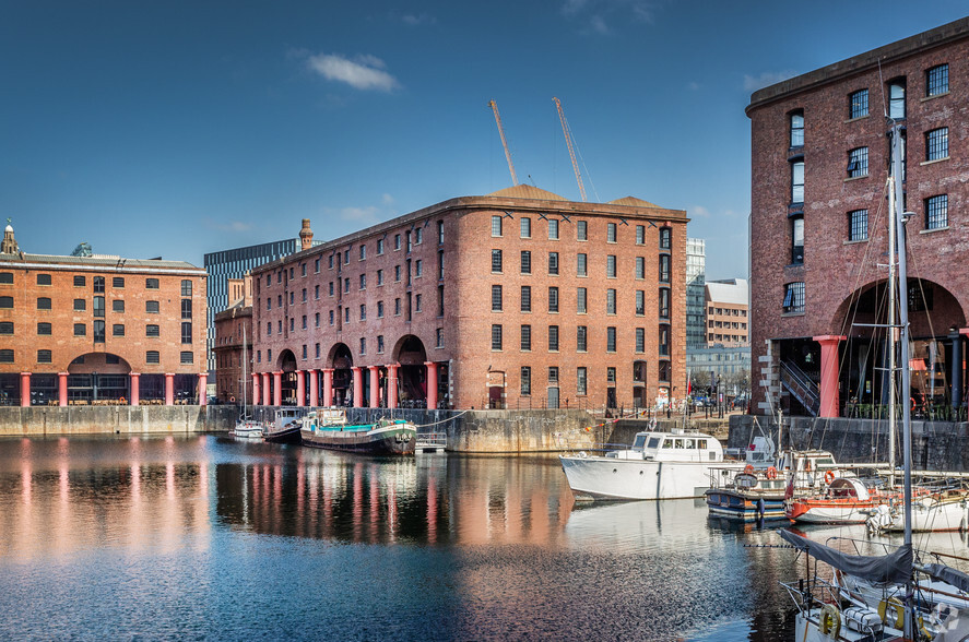 Albert Dock, Liverpool for lease - Building Photo - Image 3 of 42