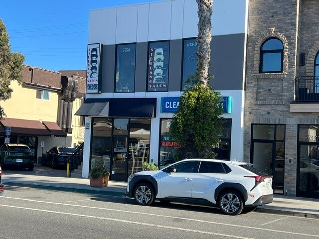 5748-5752 E 2nd St, Long Beach, CA à louer Photo du bâtiment- Image 1 de 17