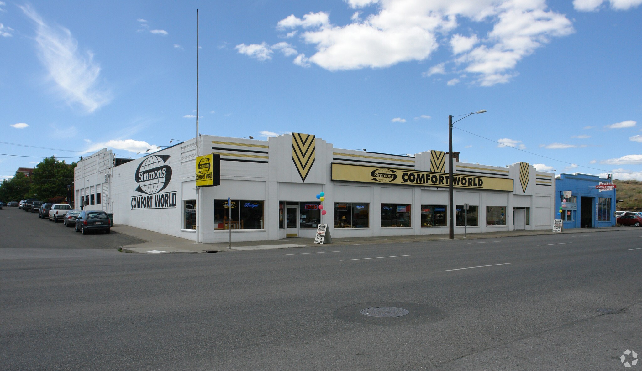 1001 N Division St, Spokane, WA for lease Primary Photo- Image 1 of 4