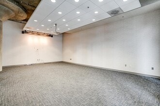 420 Throckmorton St, Fort Worth, TX for lease Building Photo- Image 2 of 5