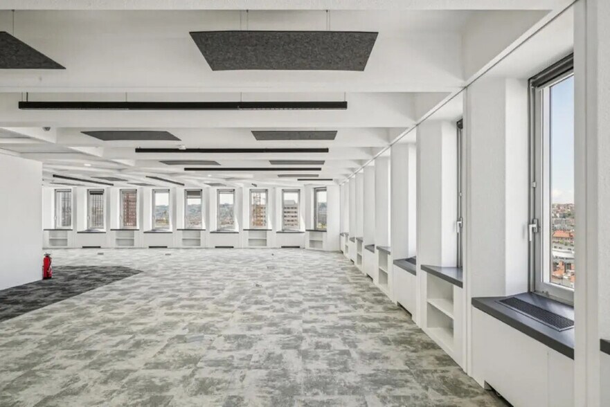 1 Boulevard Marius Vivier-Merle, Lyon à louer - Photo du bâtiment - Image 3 de 17