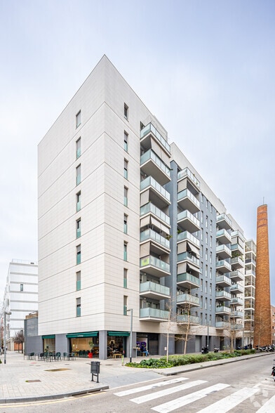 Retail in Barcelona, Barcelona for lease - Primary Photo - Image 1 of 2