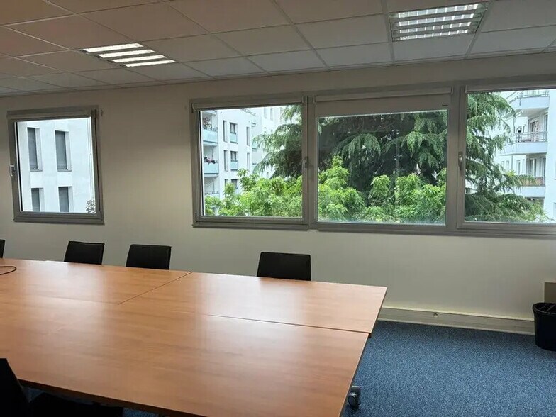 59 Rue De L'Abondance, Lyon for lease - Interior Photo - Image 3 of 10