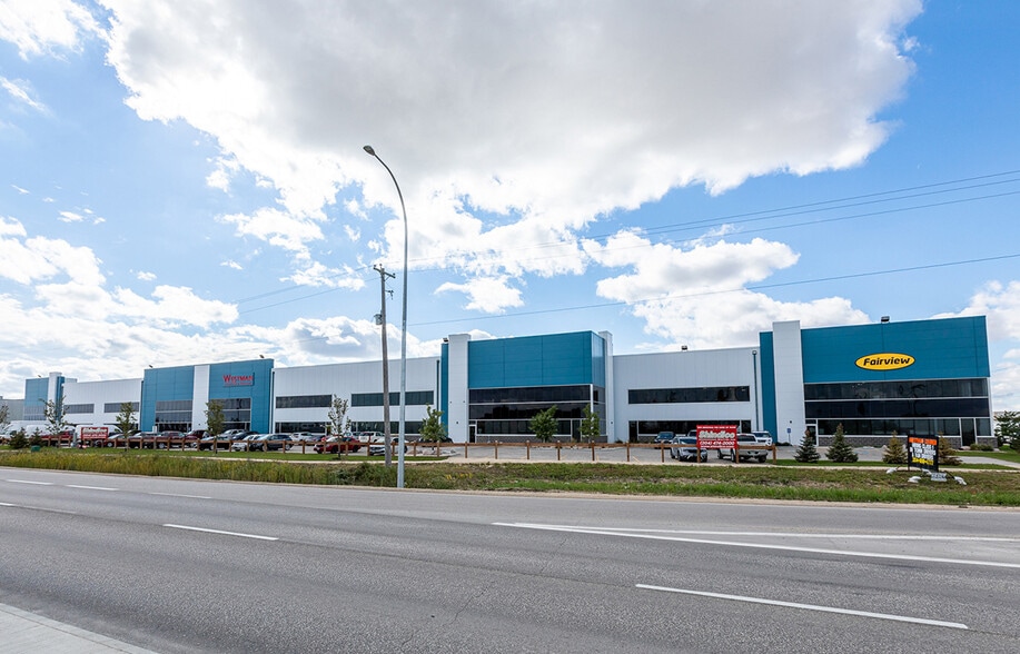 19 Ronn Rd, Winnipeg, MB for lease - Building Photo - Image 2 of 4