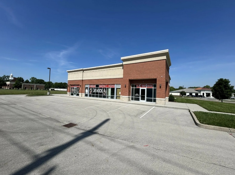 10990 Allisonville Rd, Fishers, IN for lease - Building Photo - Image 3 of 8