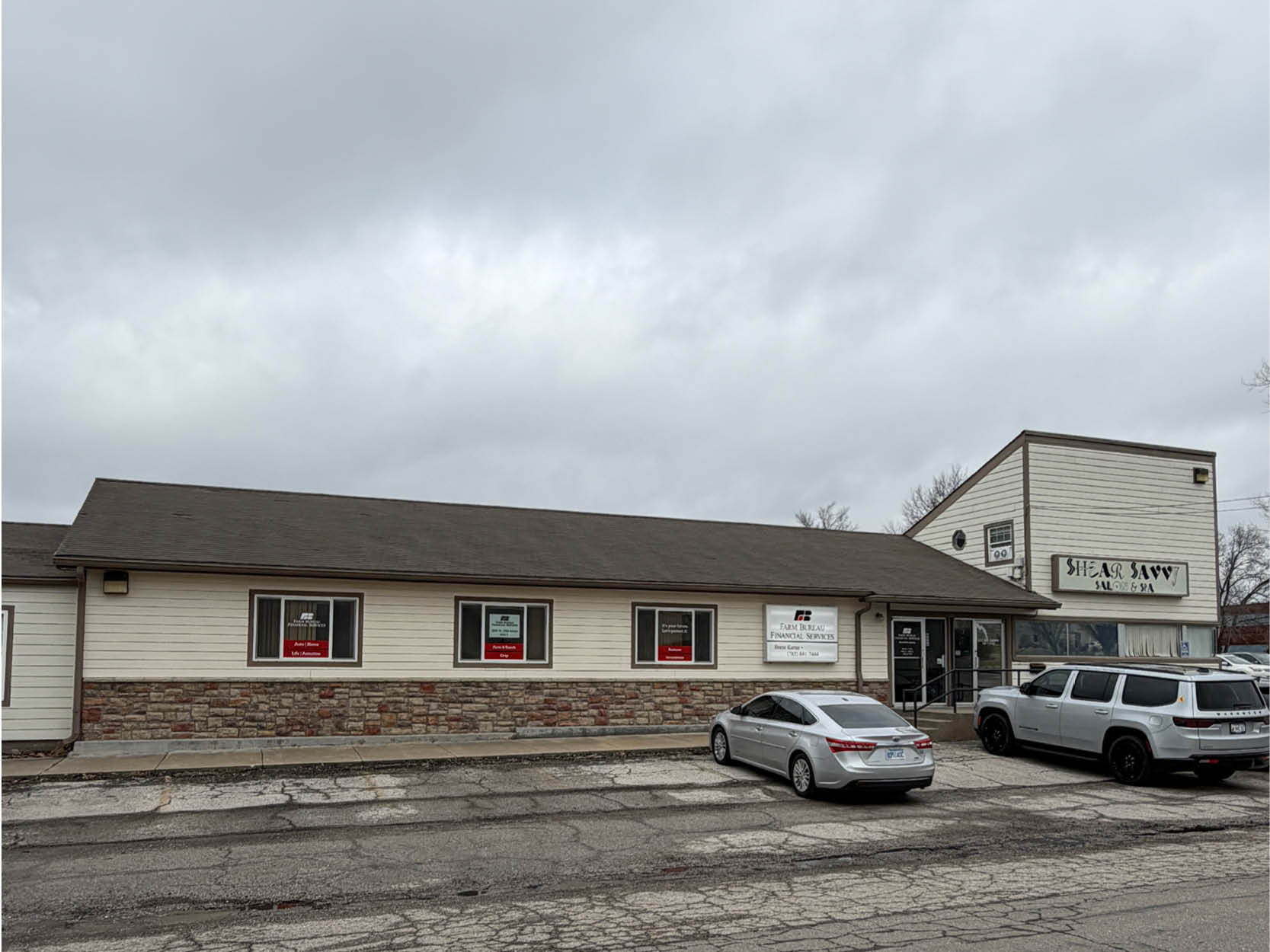 2201 W 25th St, Lawrence, KS à vendre Photo principale- Image 1 de 11