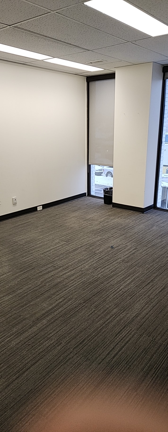 301 14th St NW, Calgary, AB for lease Interior Photo- Image 1 of 3