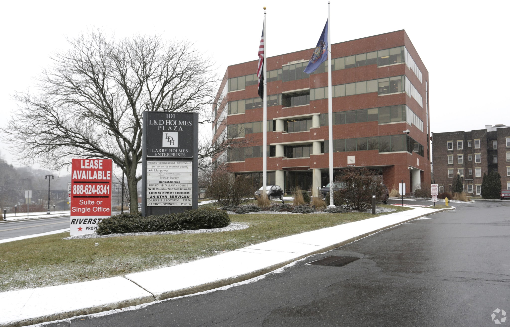 101 Larry Holmes Dr, Easton, PA for lease Building Photo- Image 1 of 5