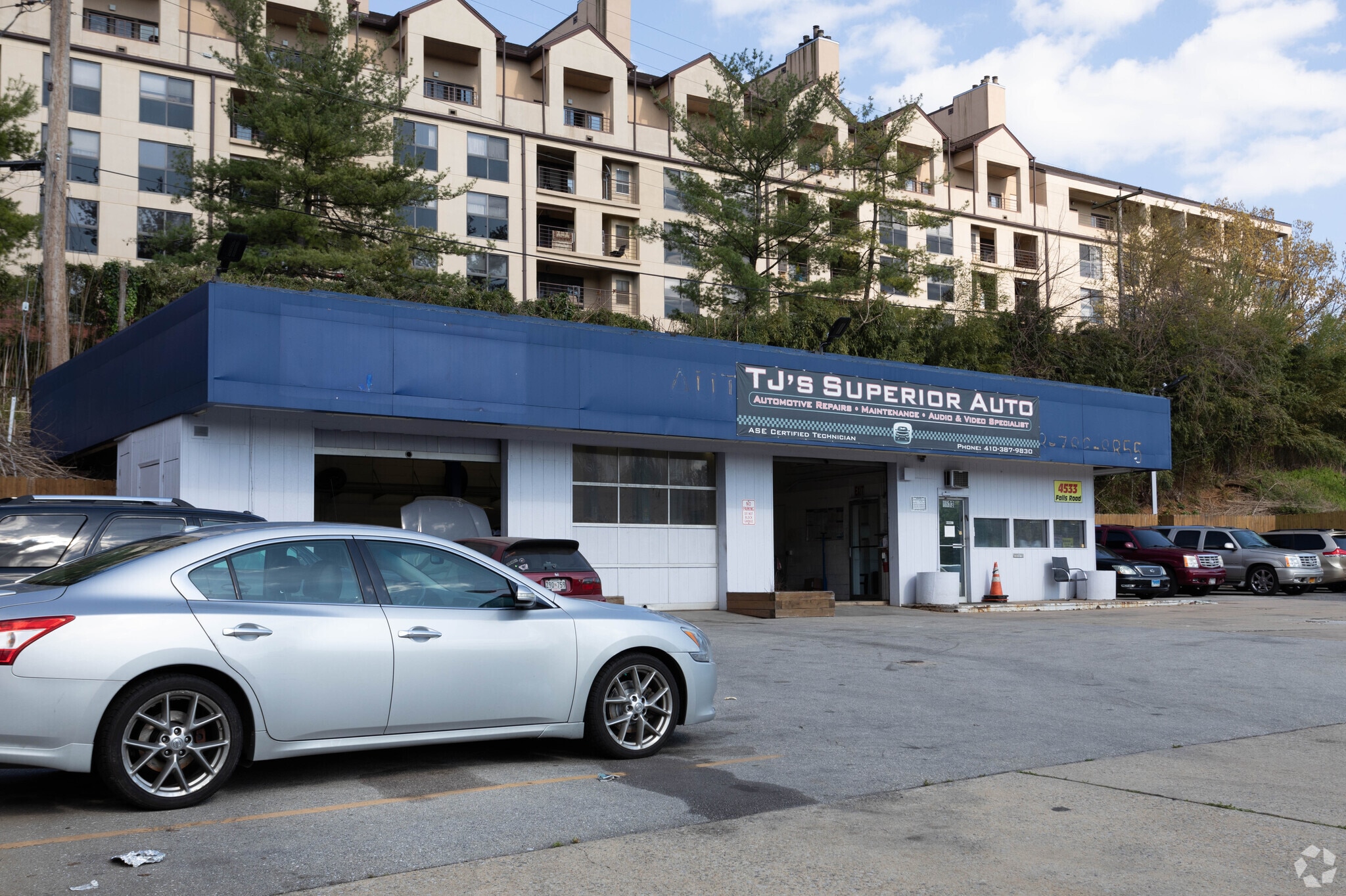 4531 Falls Rd, Baltimore, MD for lease Primary Photo- Image 1 of 5