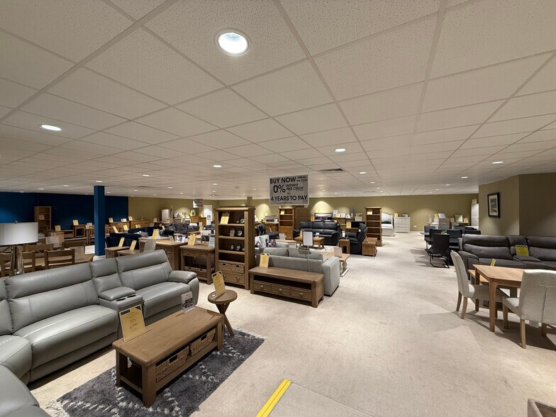 82-84 South St, Elgin à vendre - Photo du bâtiment - Image 2 de 4