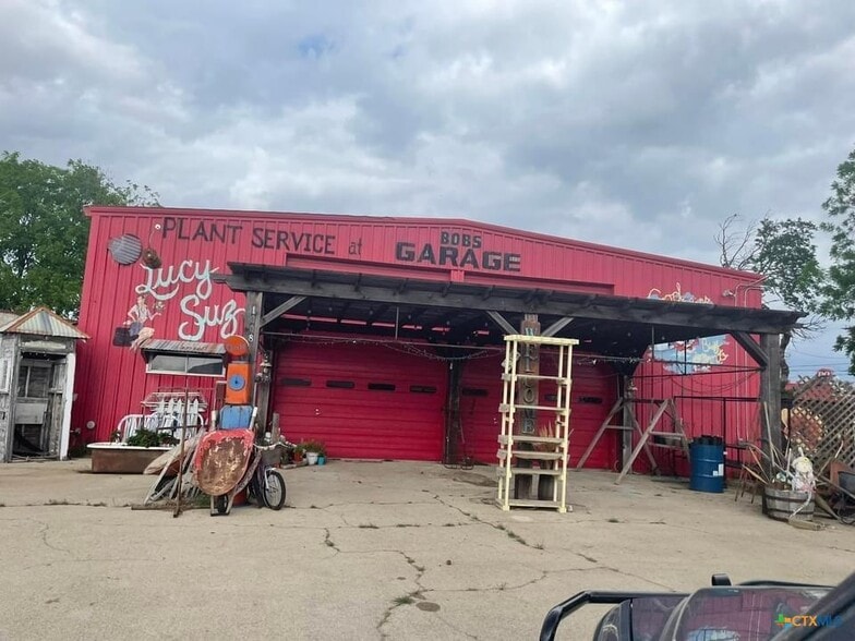 107 10th St, Lampasas, TX for sale - Building Photo - Image 2 of 19