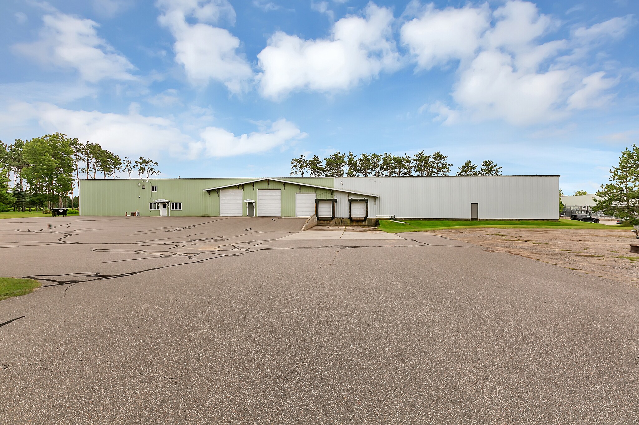 15615 Highway 27, Little Falls, MN à louer Photo principale- Image 1 de 39