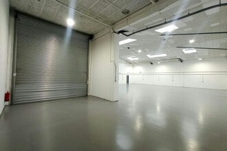 378 High Rd, London for lease Interior Photo- Image 2 of 3