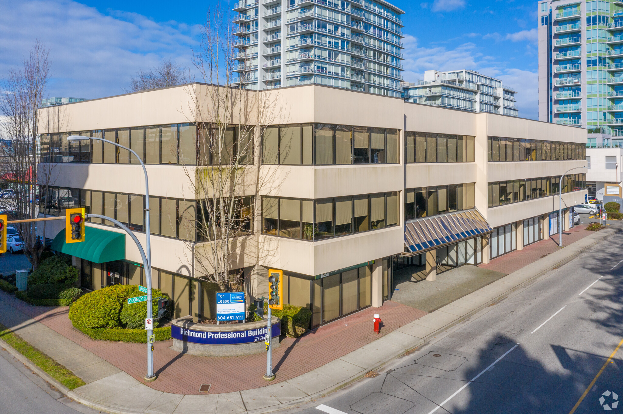 5611 Cooney Rd, Richmond, BC for lease Primary Photo- Image 1 of 4