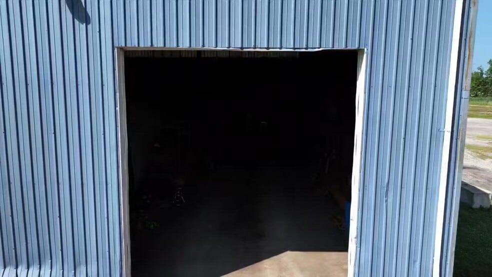 1617 Warren Ave, Niles, OH for sale - Commercial Listing Video - Image 2 of 33