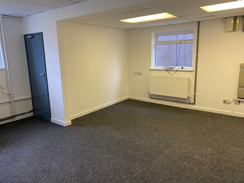 15 Cave St, Swansea à louer - Photo du bâtiment - Image 3 de 6