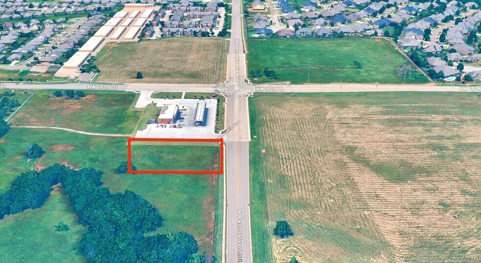 19241 N Pennsylvania Ave, Edmond, OK for sale - Building Photo - Image 2 of 6