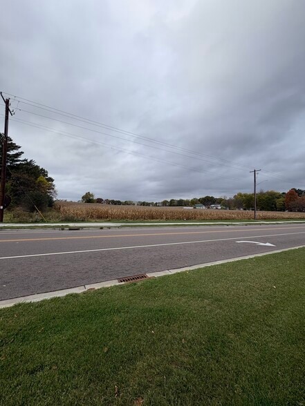 4706 Jeffers Rd, Eau Claire, WI for sale - Building Photo - Image 2 of 3