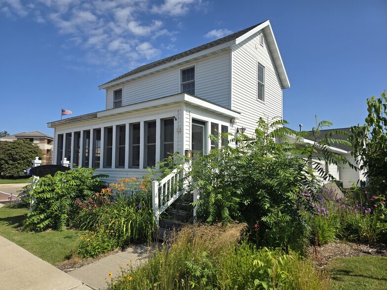 115 W 6th St, Marshfield, WI à vendre - Photo du bâtiment - Image 2 de 20