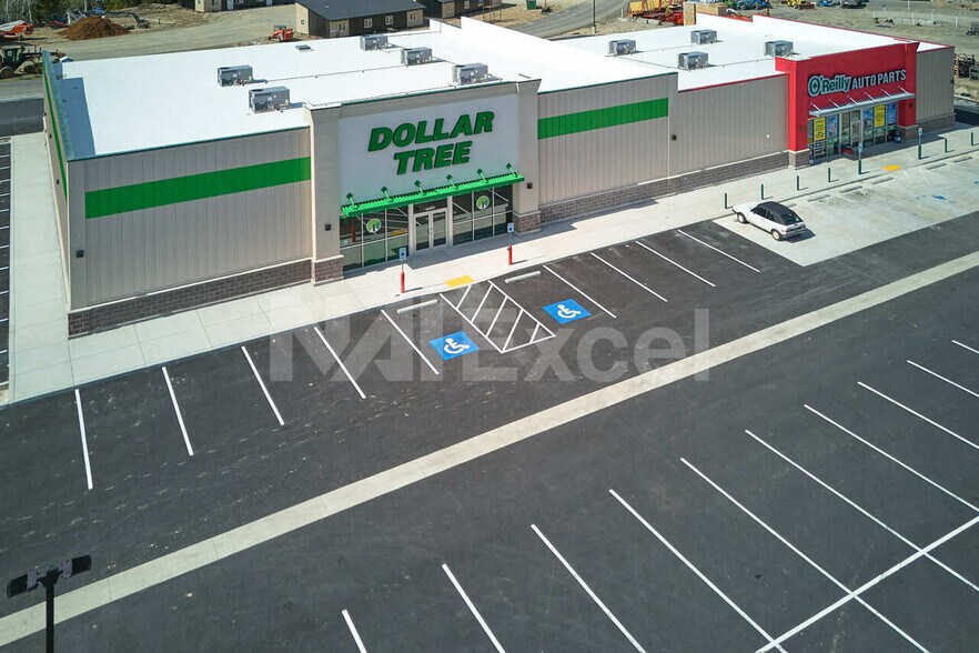 6600-6610 Main St st, Bonners Ferry, ID à vendre - Photo du bâtiment - Image 2 de 6