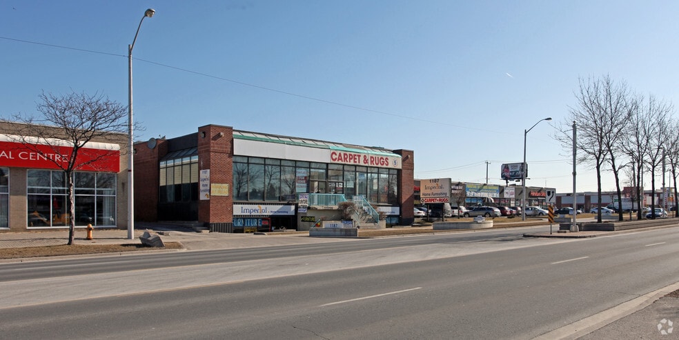 1181-1187 Kennedy Rd, Toronto, ON à louer - Photo du bâtiment - Image 3 de 5