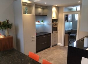 326 Sheppard Ave E, Toronto, ON for lease Interior Photo- Image 2 of 4