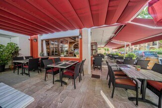 Plus de détails pour Commerce de détail à vendre