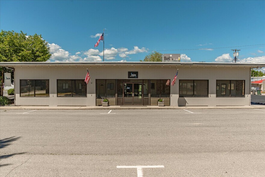 106 S 2ND E St, Chewelah, WA for lease - Building Photo - Image 2 of 5