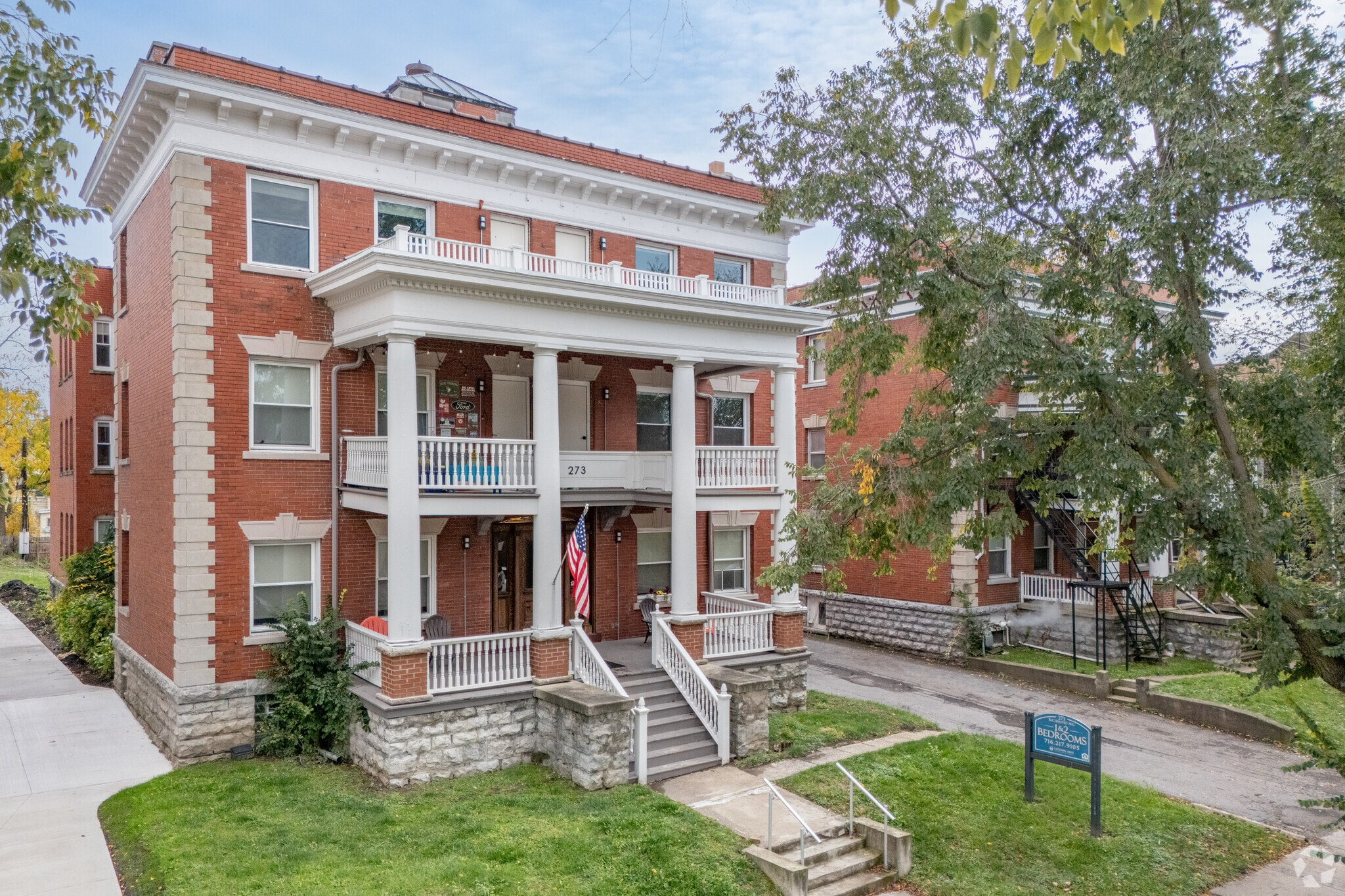 Allentown Portfolio portfolio of 3 properties for sale on LoopNet.ca Primary Photo- Image 1 of 16