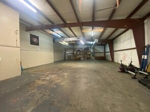 6756 Langley Dr, Baton Rouge, LA for lease Interior Photo- Image 1 of 4