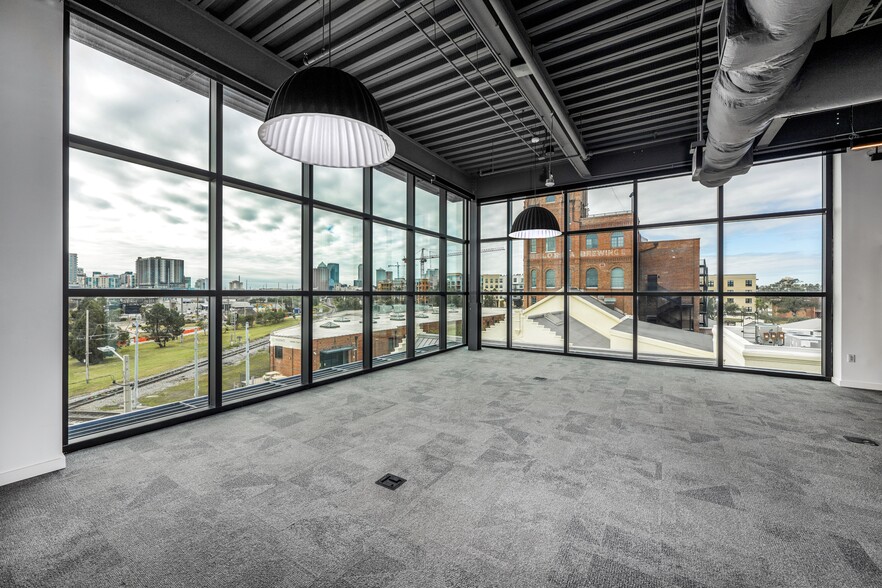 1242 E 5th Ave, Tampa, FL for lease - Interior Photo - Image 3 of 25