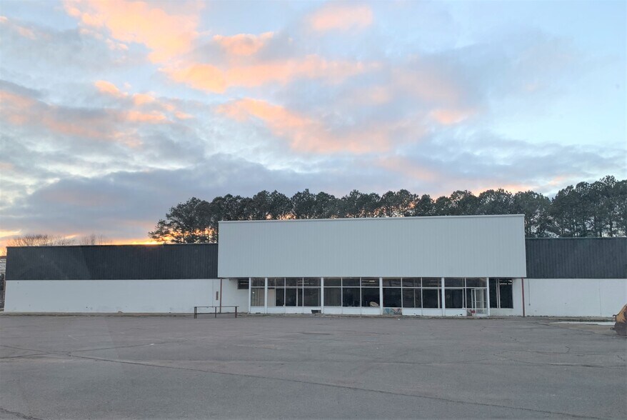 1625 N Lindell St, Martin, TN à vendre - Photo du bâtiment - Image 1 de 2