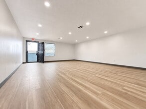 1620 S Decatur Blvd, Las Vegas, NV for lease Interior Photo- Image 2 of 4