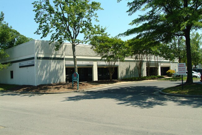 Plus de détails pour 5625-5663 S Laburnum Ave, Richmond, VA - Local d'activités, Industriel à louer