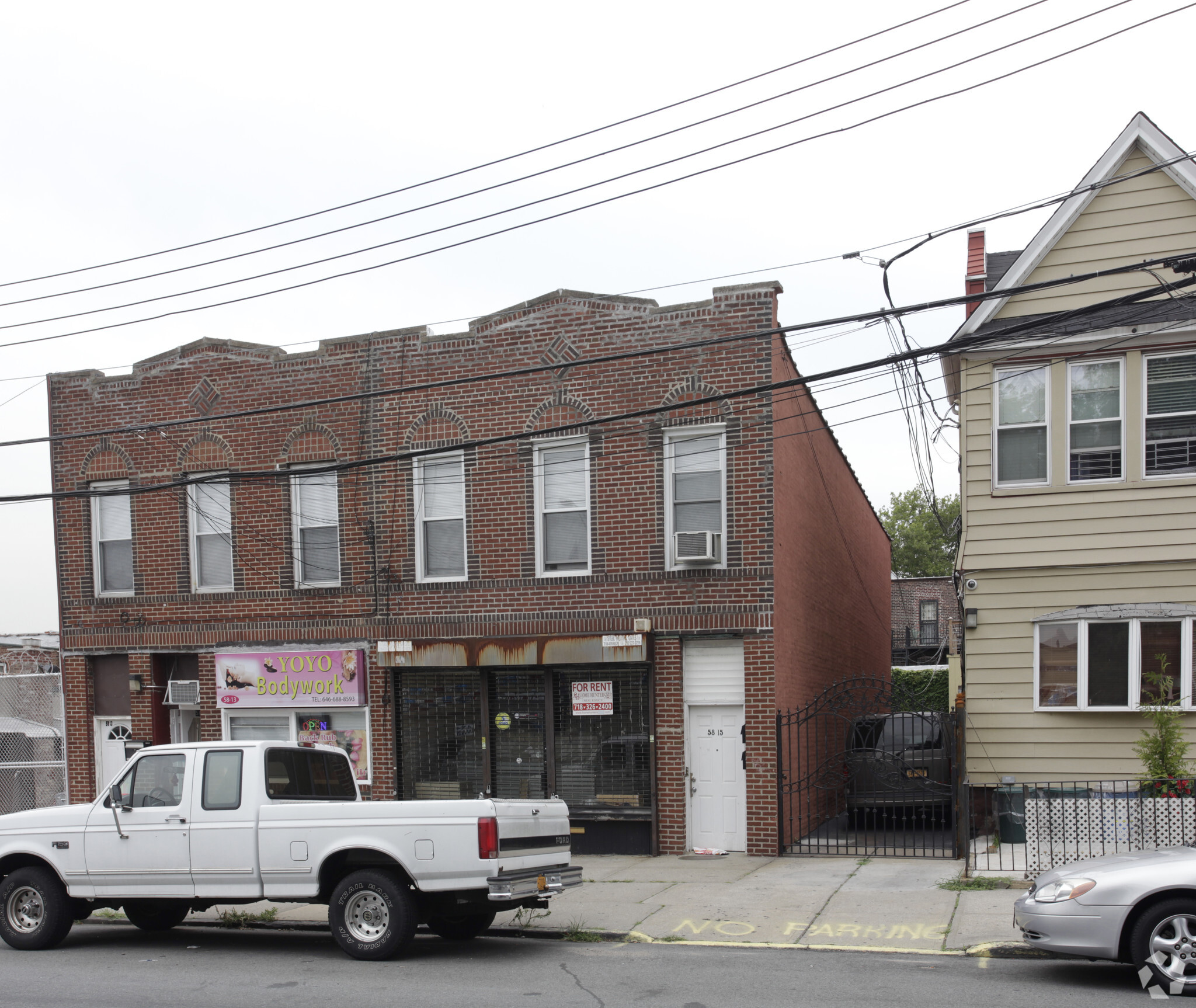 58-15 Fresh Pond Rd, Maspeth, NY à vendre Photo principale- Image 1 de 1