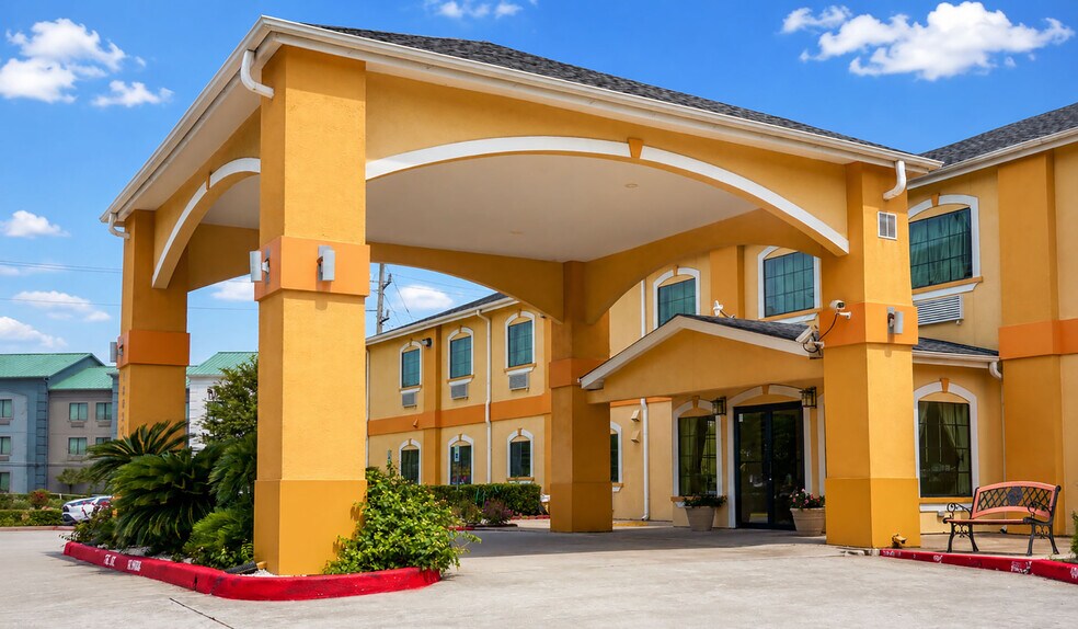 18031 McKay Dr, Humble, TX à vendre - Photo du bâtiment - Image 3 de 9