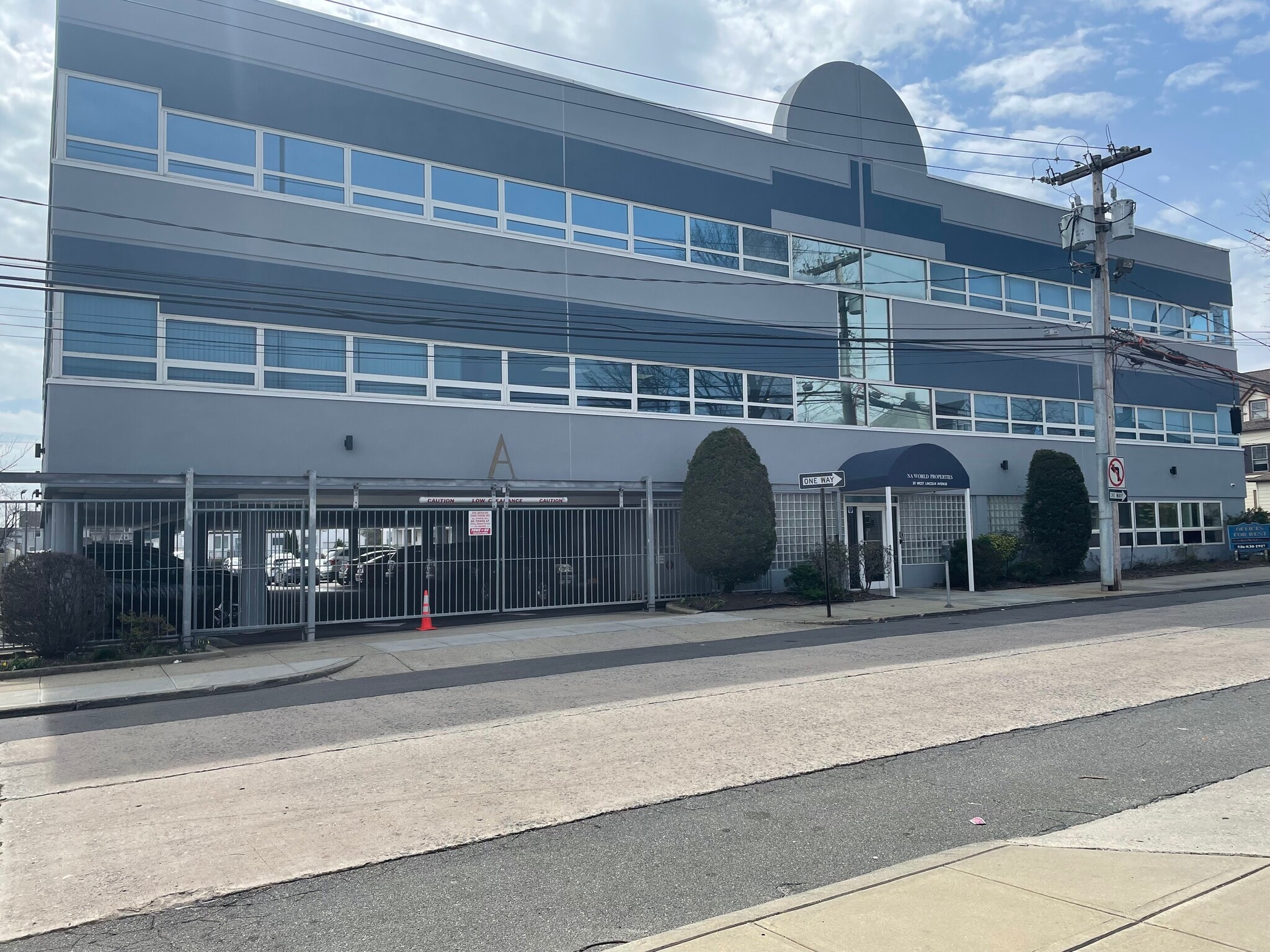 20 W Lincoln Ave, Valley Stream, NY for lease Building Photo- Image 1 of 7