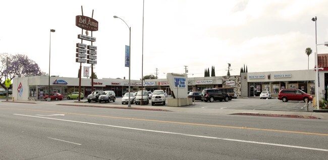 More details for 5518-5538 Del Amo Blvd, Lakewood, CA - Retail for Lease