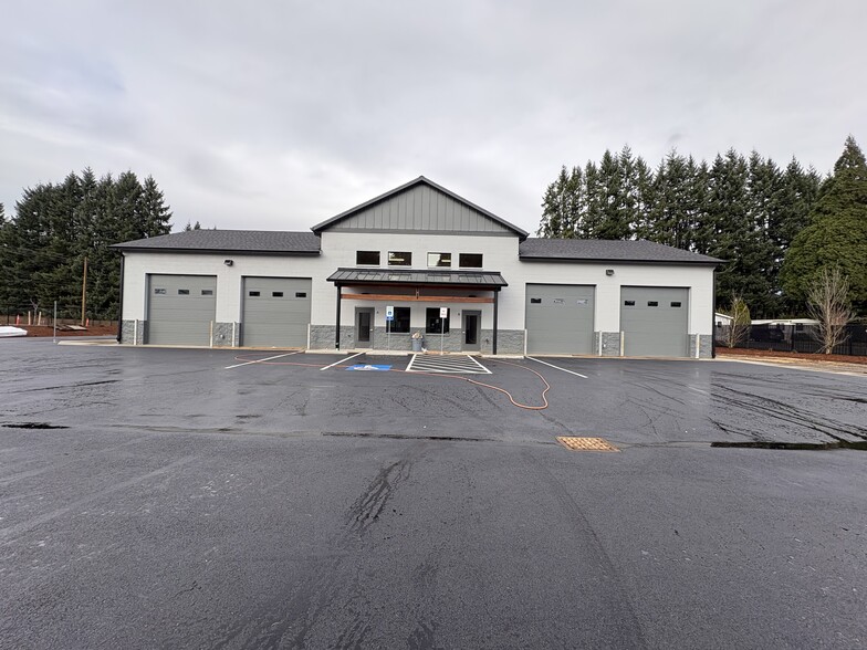 15805 NE Caples Rd, Brush Prairie, WA à louer - Photo du bâtiment - Image 3 de 5