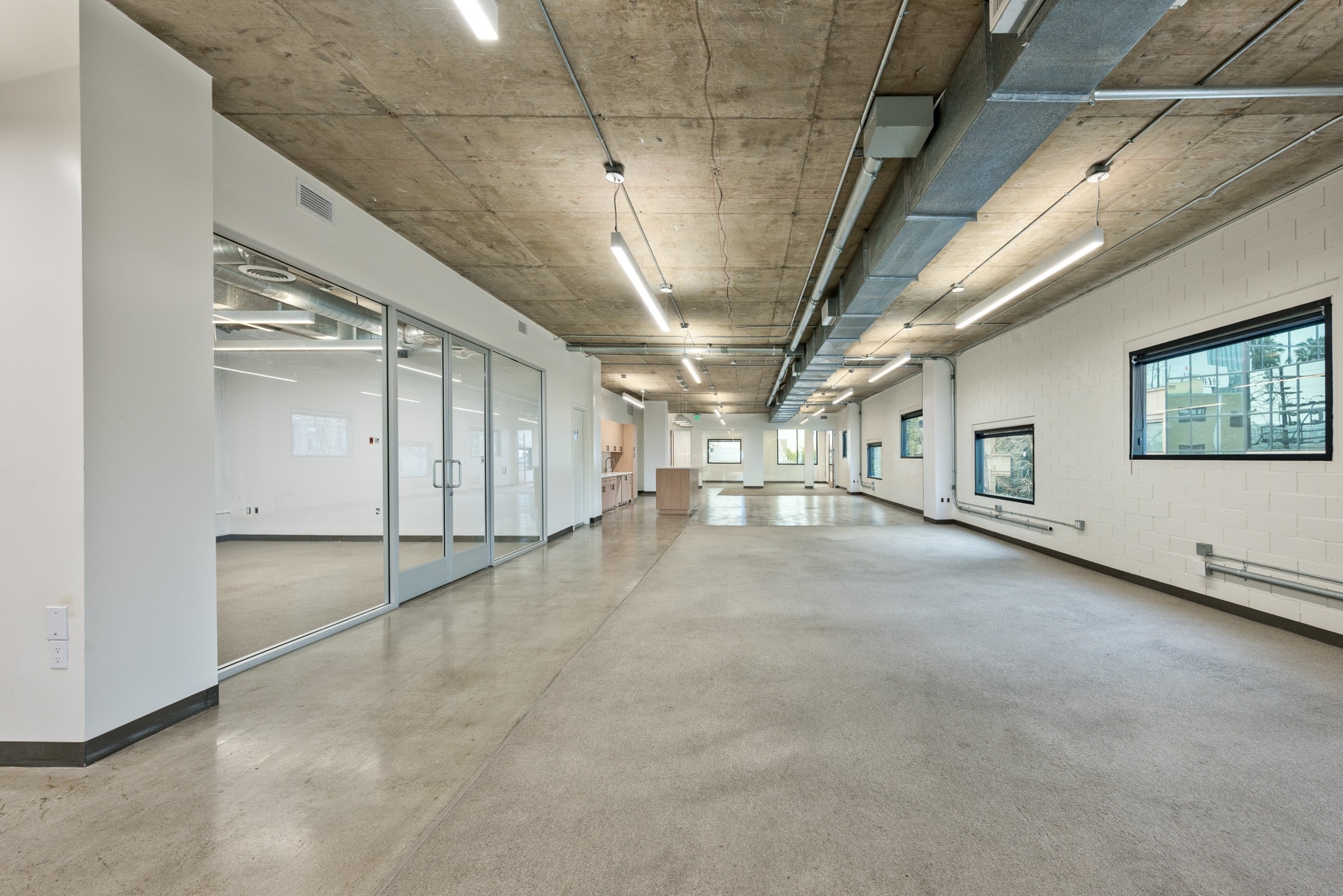 11388-11390 W Olympic Blvd, Los Angeles, CA for lease Primary Photo- Image 1 of 13