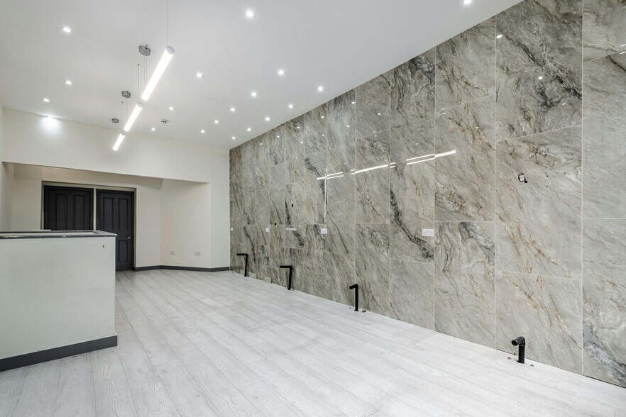 10 Hackney Rd, Londres à vendre - Photo du bâtiment - Image 2 de 11