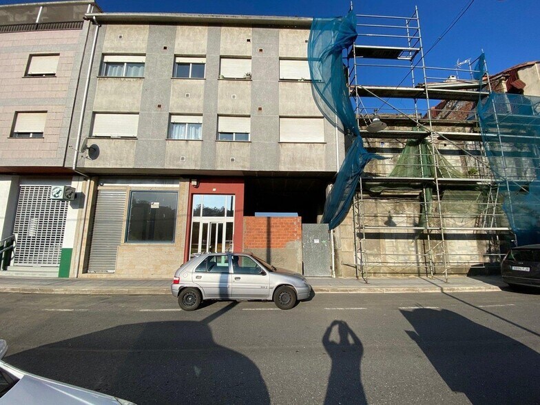 Rúa de Víctor García, 23, Pontecesures, Pontevedra for sale - Building Photo - Image 1 of 5