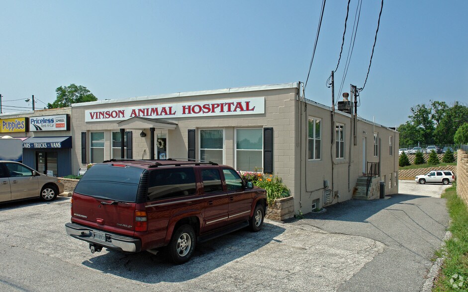 1030 York Rd, Towson, MD à vendre - Photo principale - Image 1 de 3