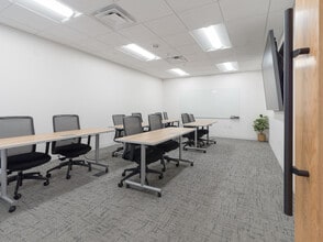 114 W Main St, Mesa, AZ à louer Photo intérieure- Image 1 de 8