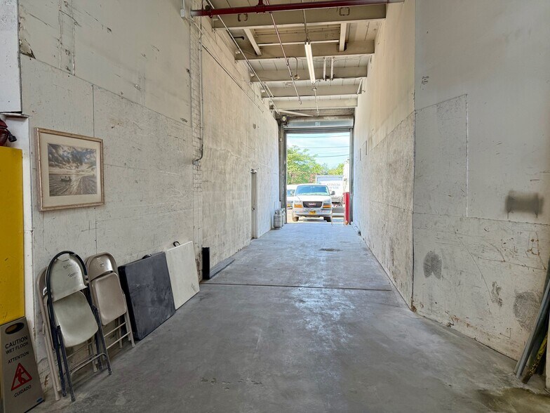 41-55 Montgomery St, Belleville, NJ à louer - Photo du bâtiment - Image 3 de 3