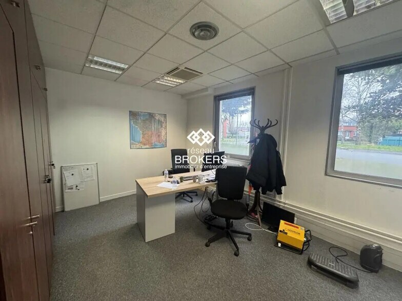 Bureau dans La Courneuve à louer - Photo intérieure - Image 3 de 4