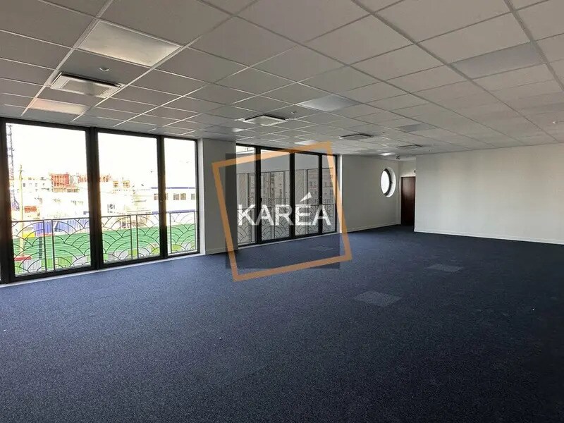 Office in Chessy for lease Interior Photo- Image 1 of 6
